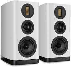 Bild 1 von WHARFEDALE EVO 5.2. Neuheit. Deutlich verbesserter Nachfolger der EVO 4. Sehr edles Mattlack-Design.  / (Farbe) Matt White