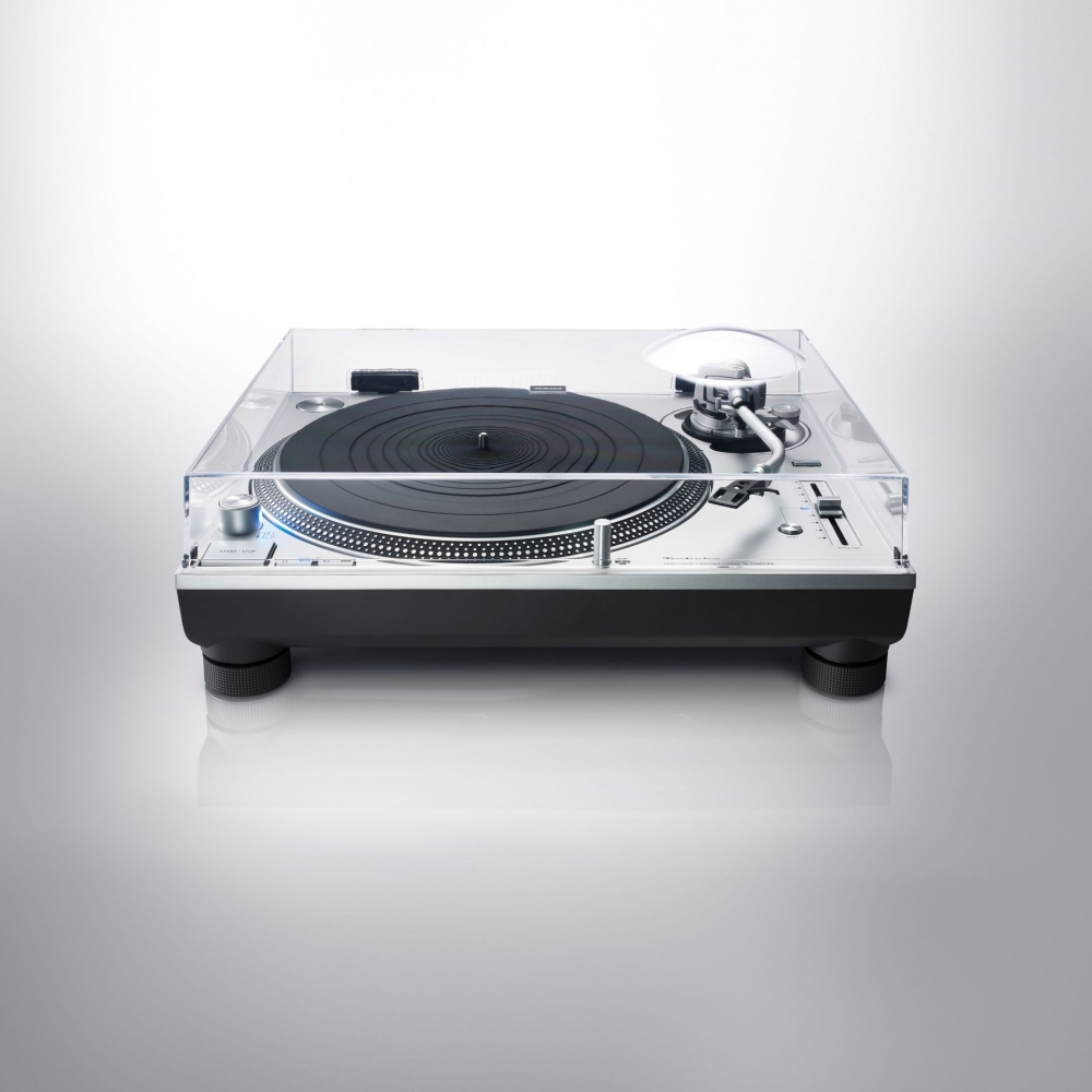 Bild 1 von Technics SL1210/1200 GR 2. Neuheit 2023. Die Topversion der Legende. Noch ruhiger. Noch schneller!