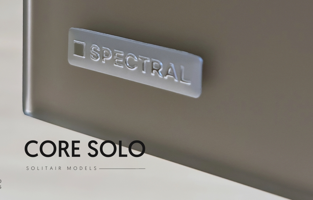 Bild 1 von SPECTRAL CORE SOLO.  Edle Audio/Video-Möbel. Diverse Maße. Fix und fertig konfiguriert!  Höhe 20 cm!  / (Größe bei 20 cm Höhe) 135 cm. Glasfront. Glas Metallic