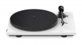 Bild 2 von Pro-Ject E1. Einstiegs-Plattenspieler der Topklasse im edlen Hochglanzlack. Elliptisches MM-System!